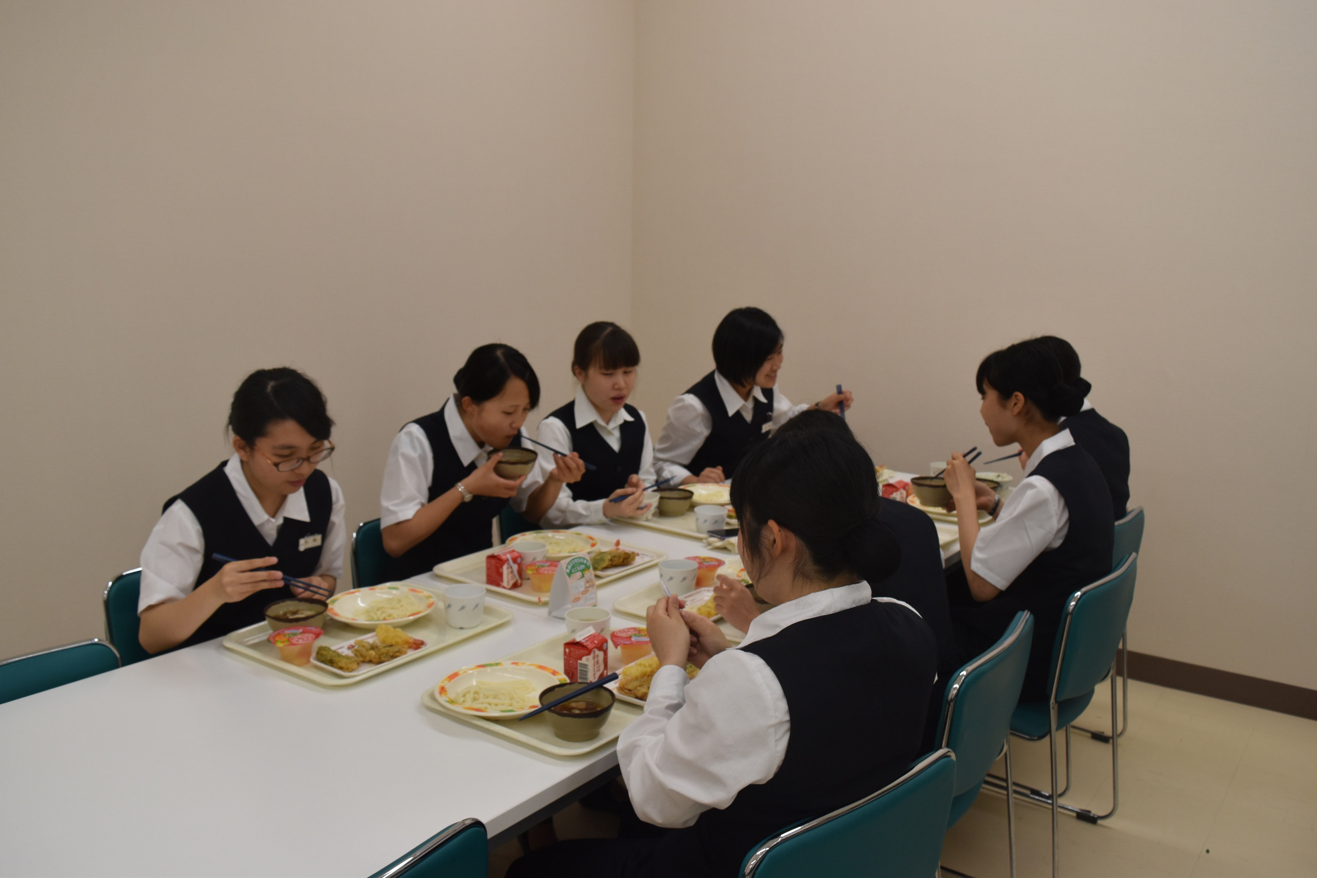 看護学科食堂2