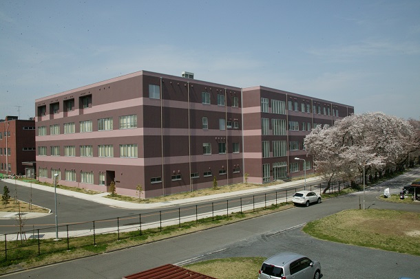 8・9号館 看護学科校舎