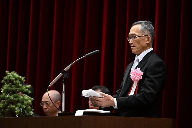 福島学校長による式辞
