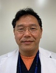 霧生&emsp;信明顔写真